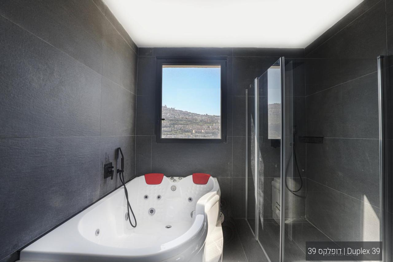 Yalarent La Mera- Suits Hotel With Sea Of Galilee Views ทิเบเรียส ภายนอก รูปภาพ